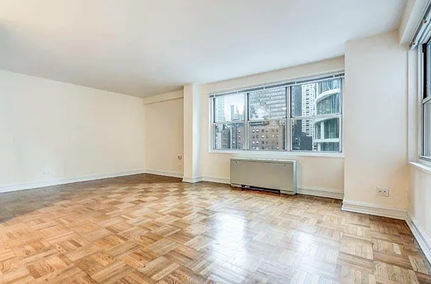 Rented by Anchor Associates | media 16