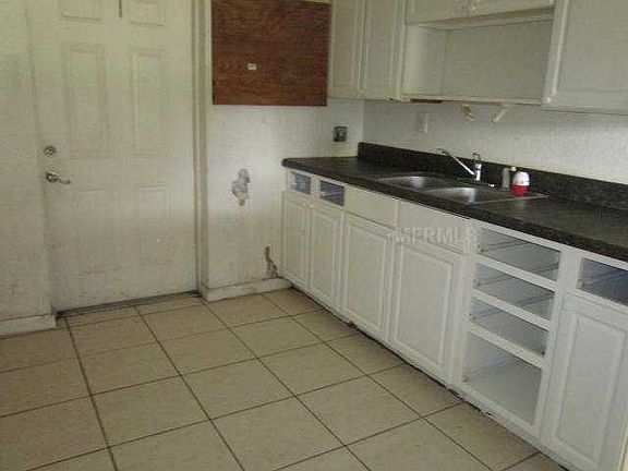 4th image of 6004 2nd St W
