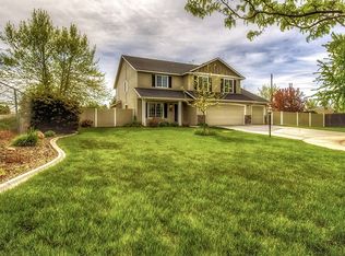896 N Traquair Pl, Meridian, ID 83642