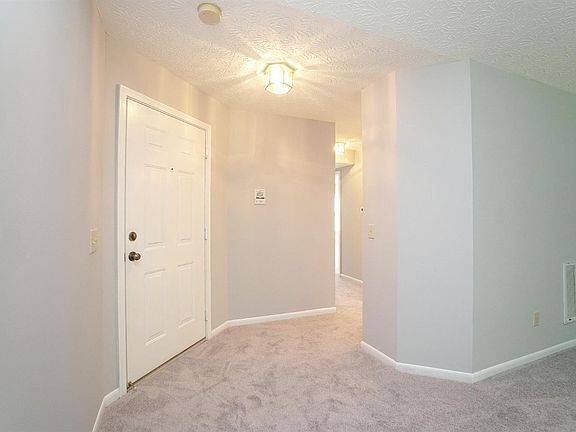 4th image of 4533 N Shore Dr APT 303