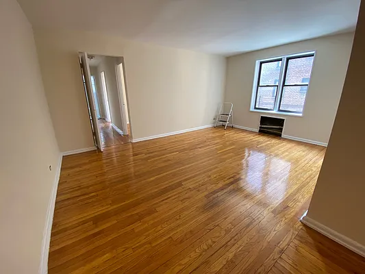 Rented by Queens Apartments Realty LLC | media 13