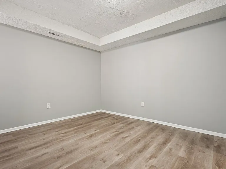 Aspen Apartments in Whitehall — Photo 52