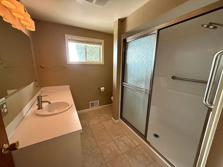 21730 NE Butler Market Rd — Photo 27