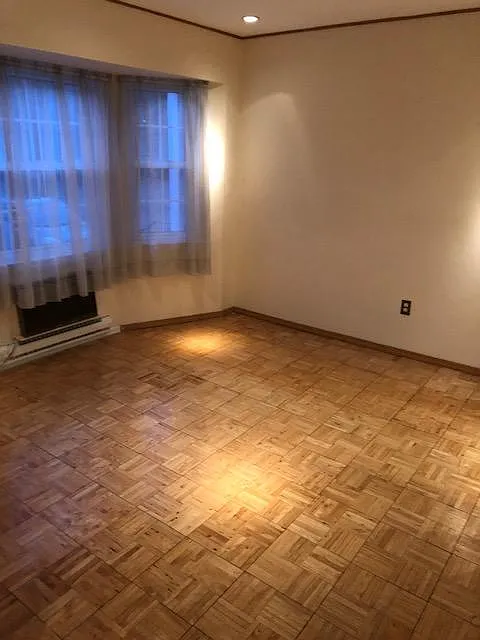 3 bed, 1.5 bath, 1450 sqft, $3,700 — Photo 4
