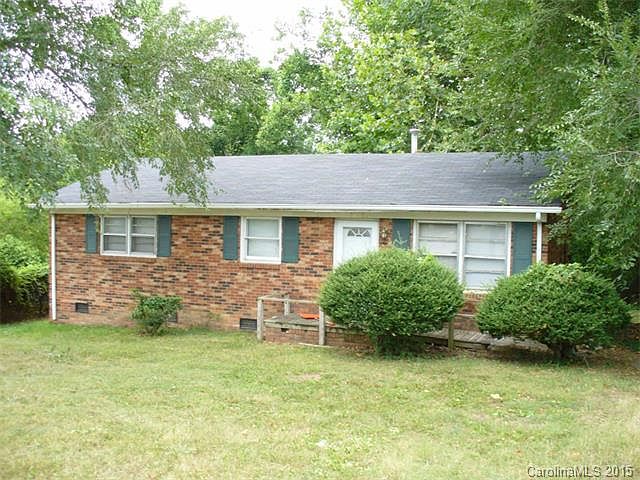 1st image of 2738 Crescent Ln
