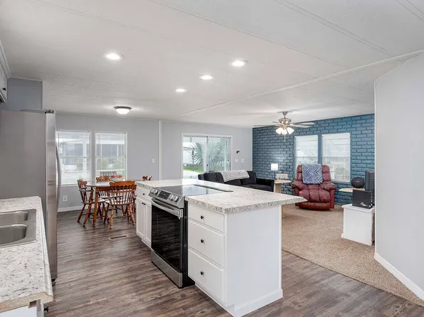 212 Caviller Ct, North Fort Myers, FL 33917