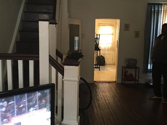 3rd image of 1408 S Etting St