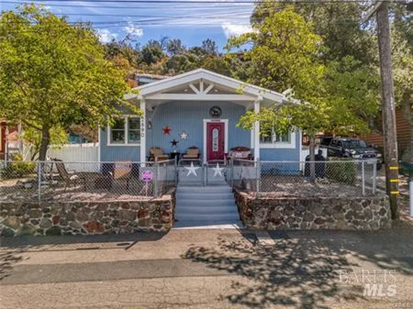2890 Silverado Lane, Clearlake, CA 95422