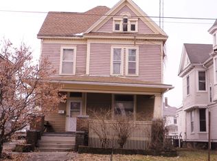409 N Church St, Jacksonville, IL 62650