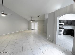 8919 S Drea Ln, Tempe, AZ 85284