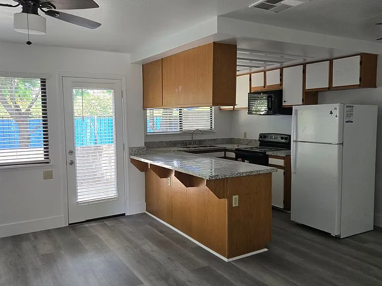 4928 W Westgate Ct — Photo 6