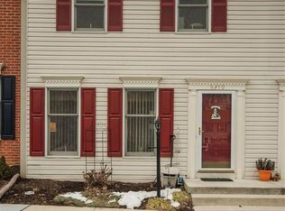 6350 Darlington Dr, Harrisburg, PA 17112