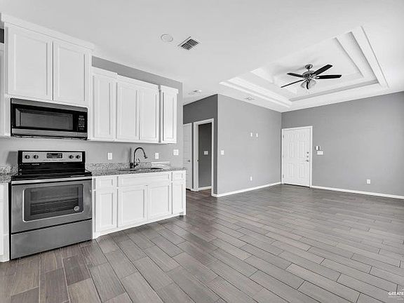 3rd image of 3906 Paola St APT 4