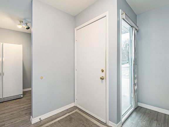 3rd image of 6249 Acropolis Dr SE