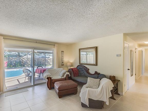4th image of 608 Lovett Ave