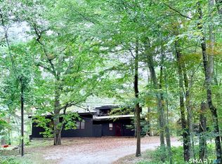 113-B Paine Road, Pomfret, CT 06259