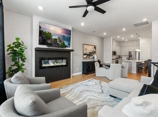 2837 Troutt Dr #28, Carrollton, TX 75010
