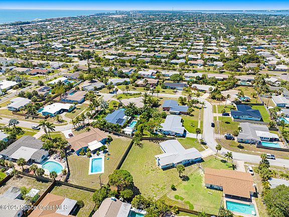 4th image of 270 Carissa Dr
