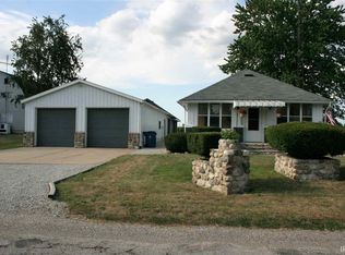 222 W 1st Rd, Lakeville, IN 46536