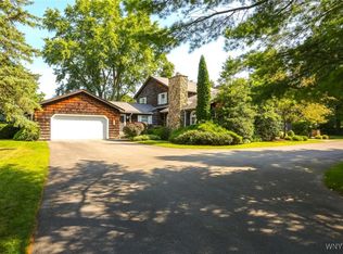 101 The Cmn, Williamsville, NY 14221