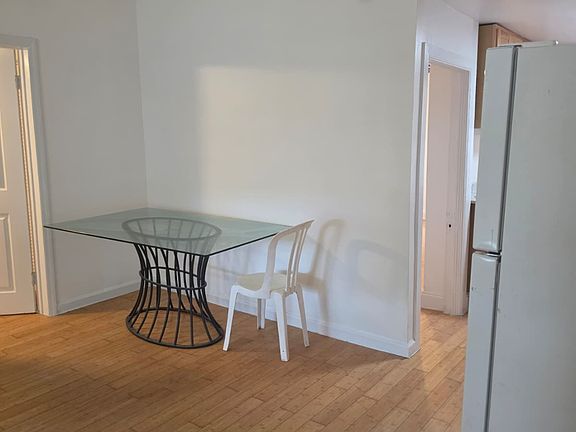 5th image of 607 1st Ave S #3