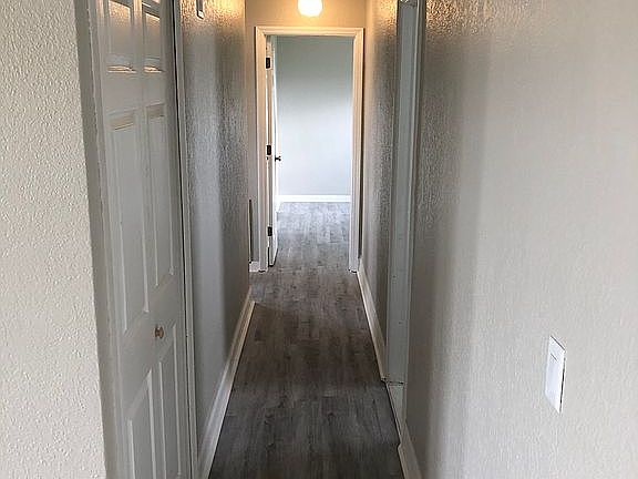 5th image of 1021 NE Pine Island Ln