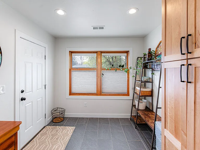 701 Cheyenne Dr — Photo 15