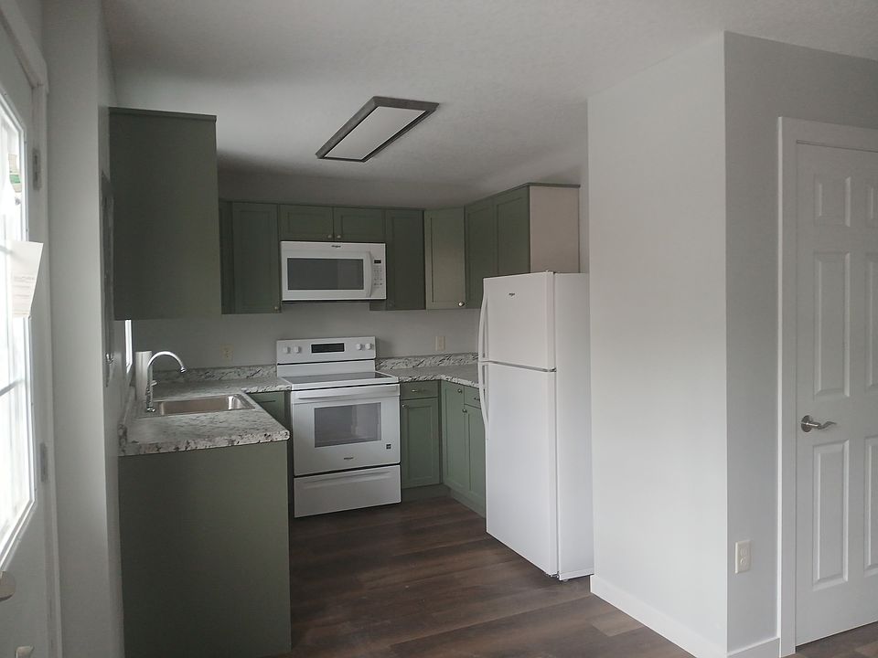 1st image of 128 S Washington St #B