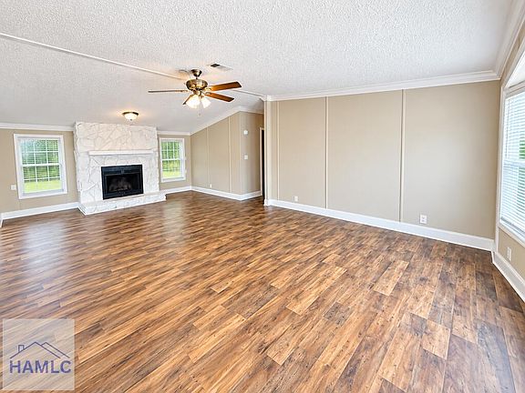 3rd image of 2879 W 15th St