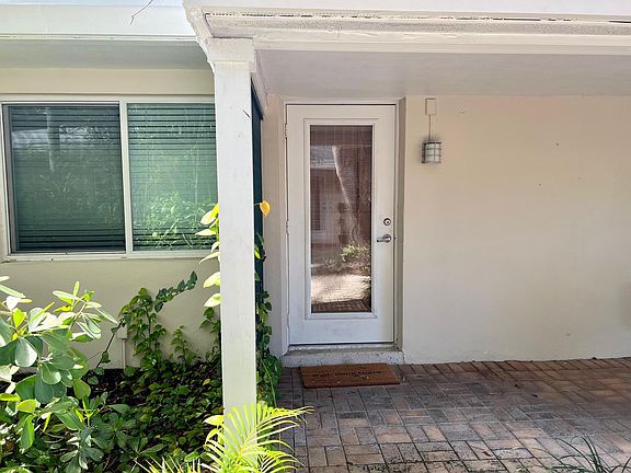 3rd image of 1404 NE 4th Pl #2