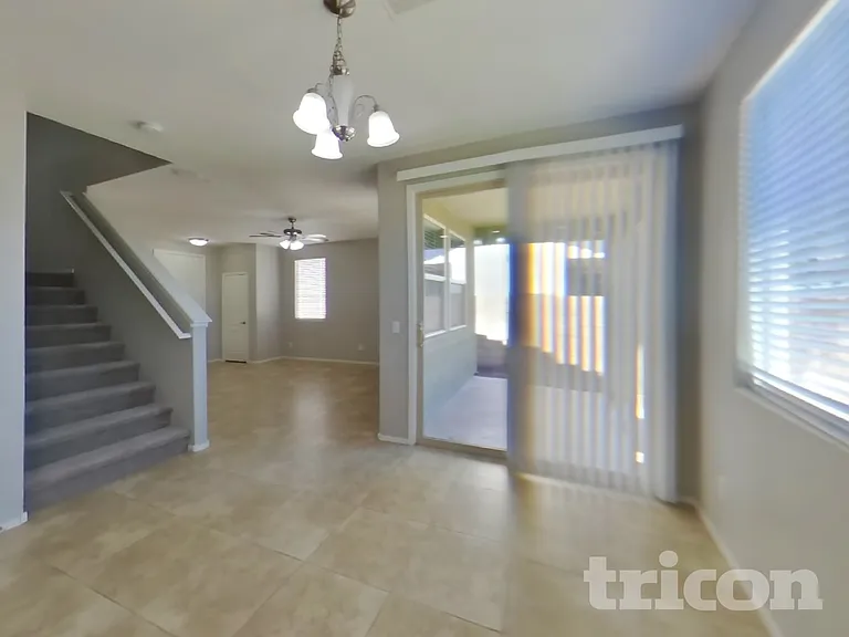 31333 N Cavalier Dr — Photo 6