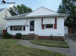 8311 Renwood Dr, Parma, OH