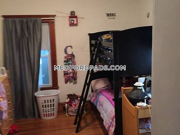 1530535510-00707-6ro0g6wv0ds-1200x900