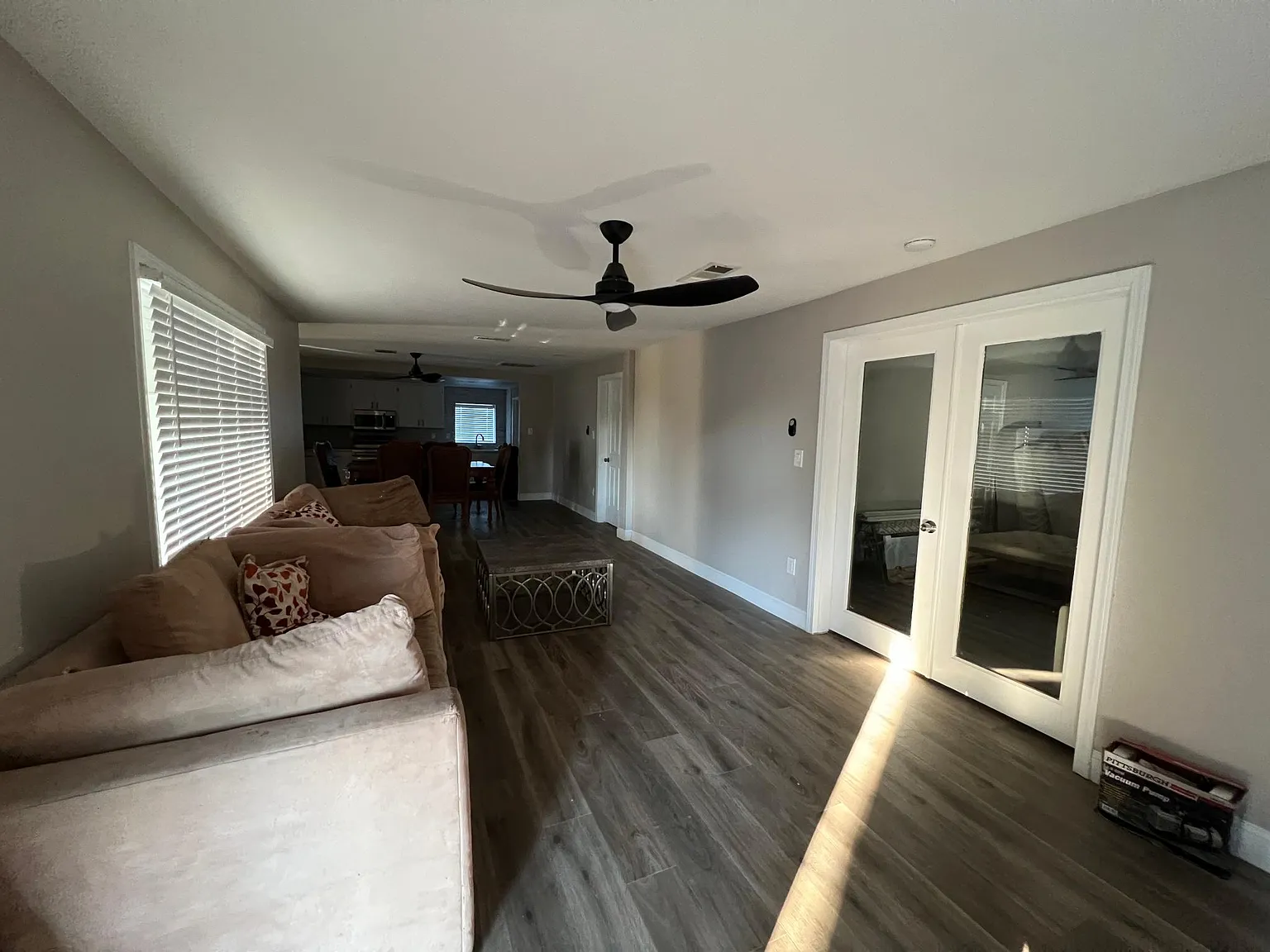 1116 E Fremont Ave — Photo 4