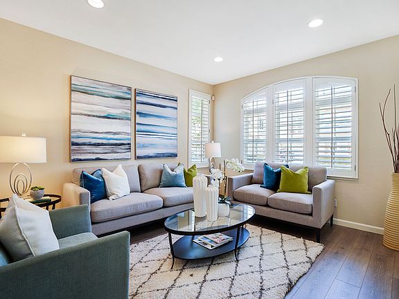 4th image of 1022 Brackett Way