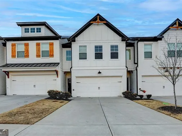 142 Cannon Trace Dr, Winder, GA 30680