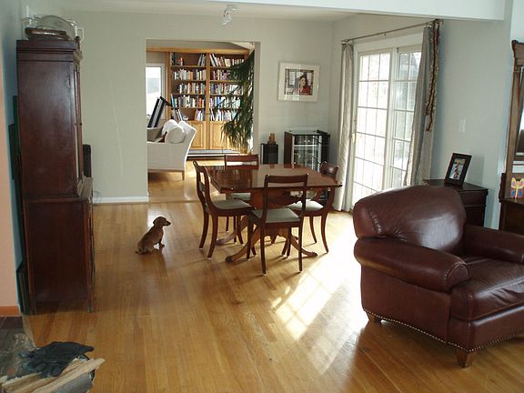 Open floor plan - great for entertaining.