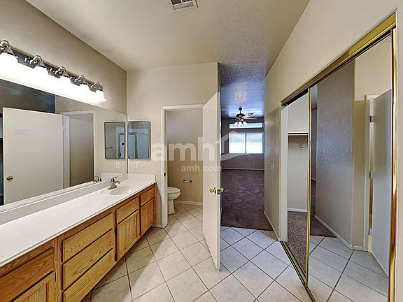 3rd image of 1078 Flatfoot Ave
