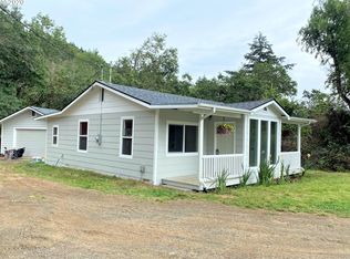 734 Union Gap Loop Rd, Oakland, OR 97462