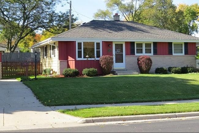 1st image of W144N8577 Macarthur Dr