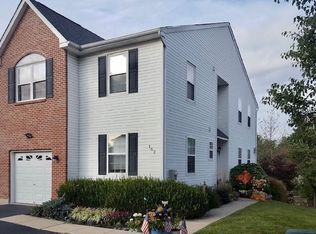 162 Hampshire Dr, Sellersville, PA 18960