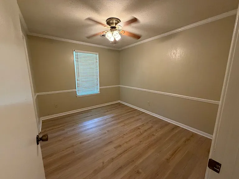556 County Road 1460 — Photo 13