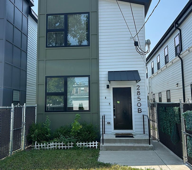1st image of 2850 W Harrison St #B