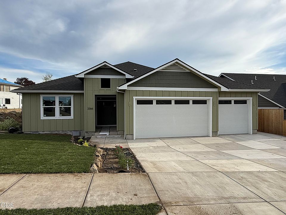 1st image of 3366 Viewpoint Dr