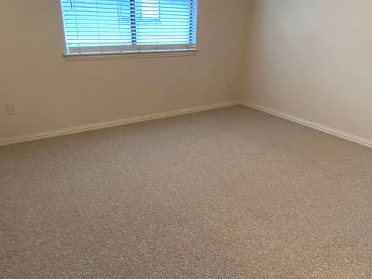 2208 N Carroll Blvd #2 — Photo 11