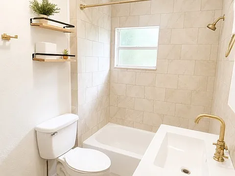 413 W North Bay St — Photo 11