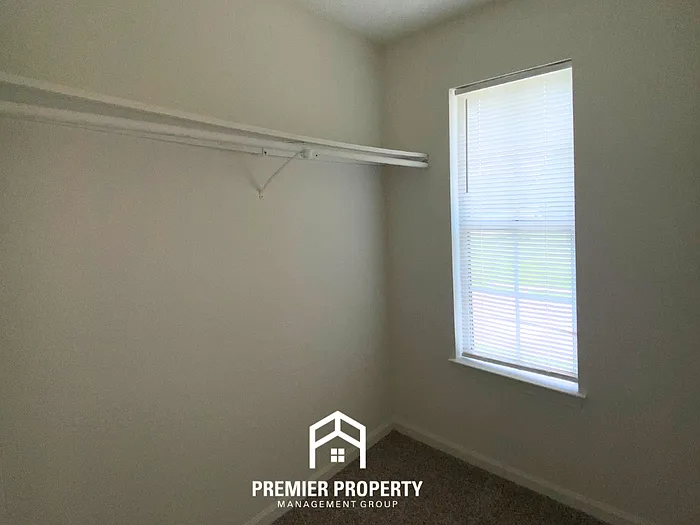 4320 Grand Cedar Ln — Photo 9