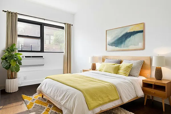 Rented by Mossanen Group | media 11