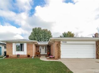 7618 Wheaton Dr, Canton, MI 48187