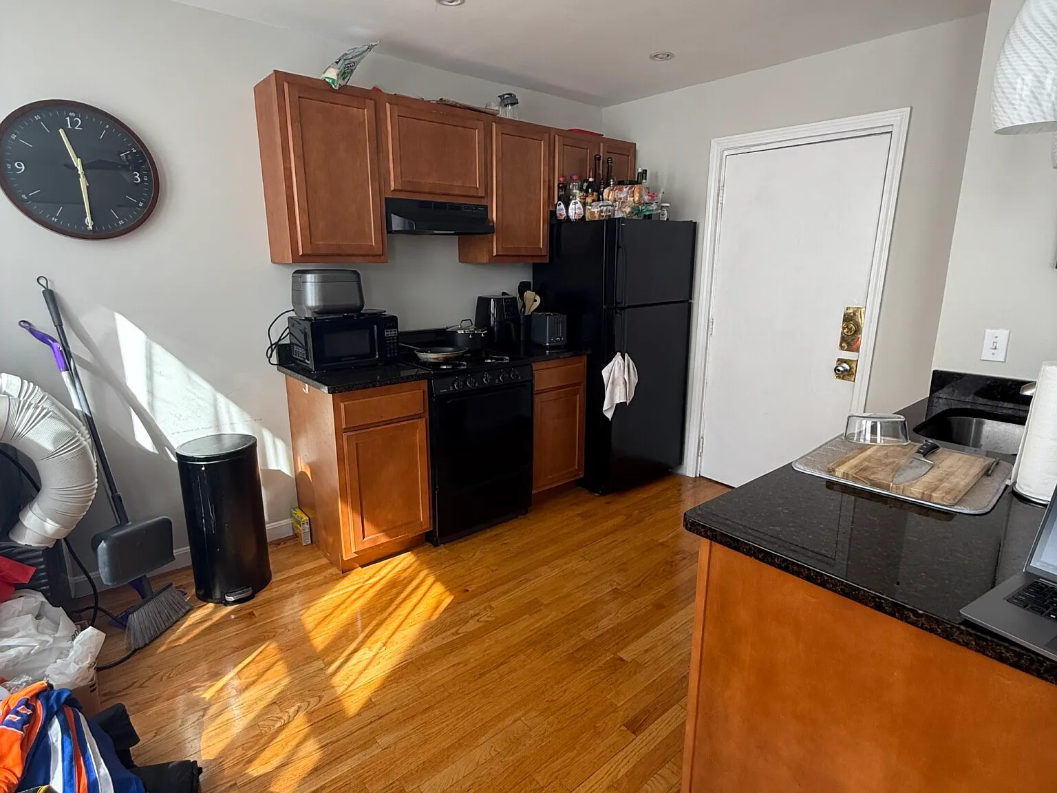 2 bed, 1.0 bath, $3,480 — Photo 3
